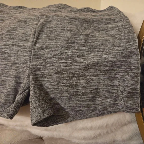 No Boundries grey soft stretchy biker shorts size xs - Picture 5 of 5